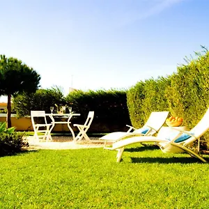 Villa T3 Com Jardim, Sagres